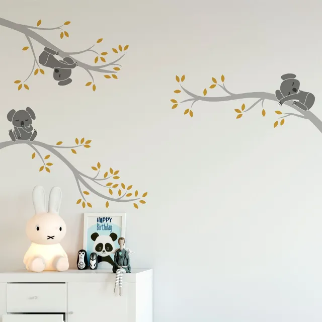Ambiance Sticker Muurstickers - Schattige koala's op takken - Transparante achtergrond - 50x75cm Multi color
