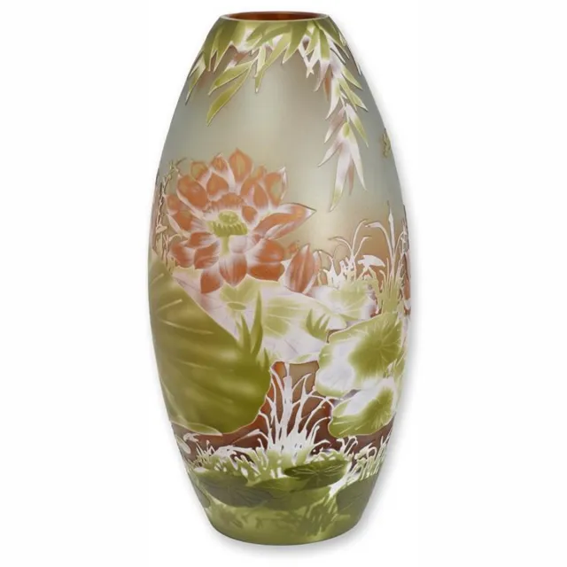VntiQue Glazen Vaas met Lelie Vijver – hoge decoratieve Cameo glazen vaas met leliepatroon – art nouveau stijl – handgemaakt en uniek design rood
