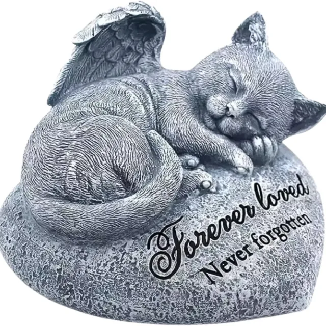Janse Poezenbeeld met vleugels op hart - Slapende poes grijs - Standbeeld polyresin - Herdenkingsbeeld - Grafdecoratie - Tuinbeeld poes - Kat met engelen vleugels - Tuindecoratie - Altaar decoratie