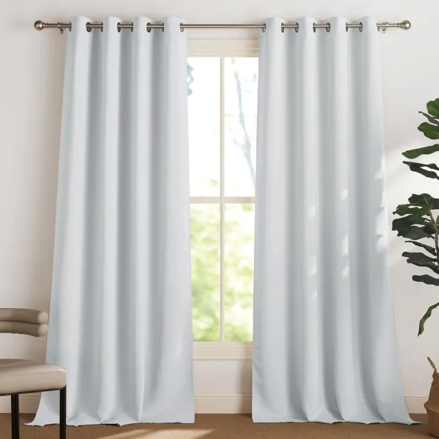 Famanu Witte blackout gordijnen, set van 2 panelen met oogjes, raamstof met zware blokkering en geluidsisolatie voor babykamer, 140x245 cm, grijswit