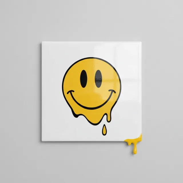 Nevolis Druipende Smiley Tegel – Moderne Pop Art Woondecoratie – Keramische Tegel 15 x 15 cm Multi Color