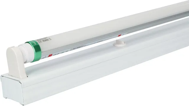 HOFTRONIC LED TL armatuur 120cm - T8 fitting - flikkervrij - 4000K Neutraal wit licht - 18W 2880lm (160lm/W) vervangt 42 Watt - 5 jaar garantie