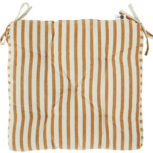 Madam Stoltz stoelkussen crème (45x45 cm) off white/donker honinggeel