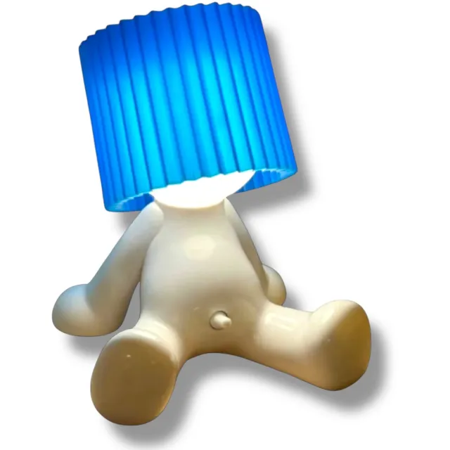 Kinky Pleasure MR Lightdick Sit-Down Bureaulamp – Blauwe Kap – Speelse Zittende LED Tafellamp met USB-C – Uniek & Humoristisch Design Zittend Model Blauw