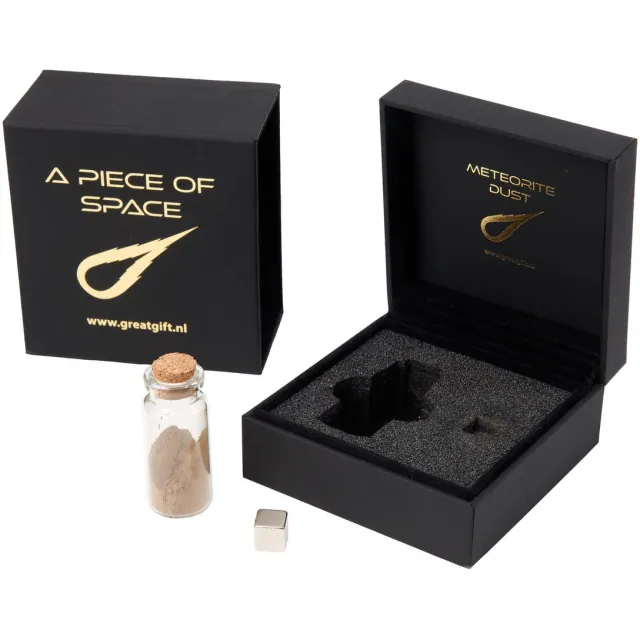 GreatGift Meteorieten Stof - In luxe geschenkverpakking - Vaderdag Cadeau - Edelstenen - Echte meteorieten - Uniek cadeau Zwart