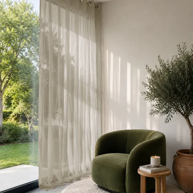 HOOMstyle kant en klaar gordijn met ringen Aura - Vitrage - Voile - Geschikt voor gordijnroede - 140x270cm - Zand / Beige Zand / Beige, Ringen