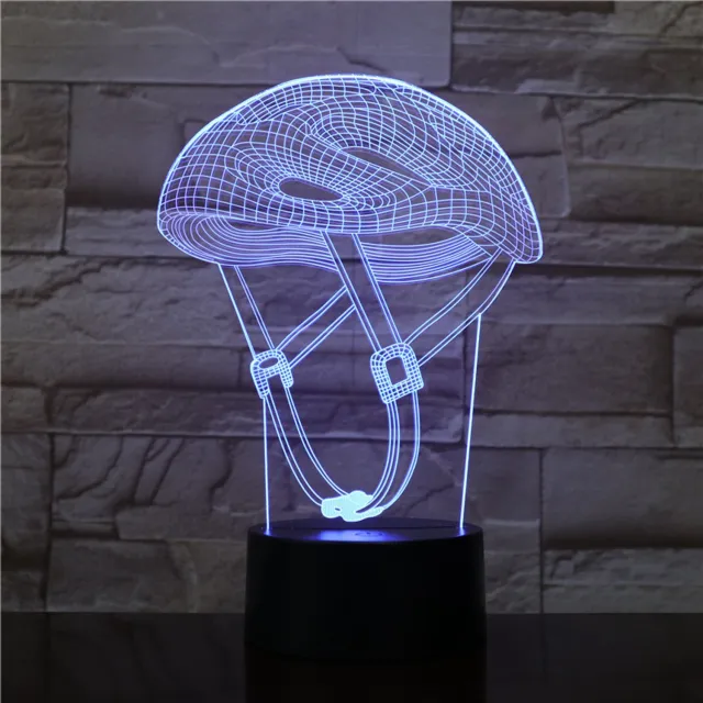 MC Living 3D Led Lamp Met Gravering - RGB 7 Kleuren - Helm