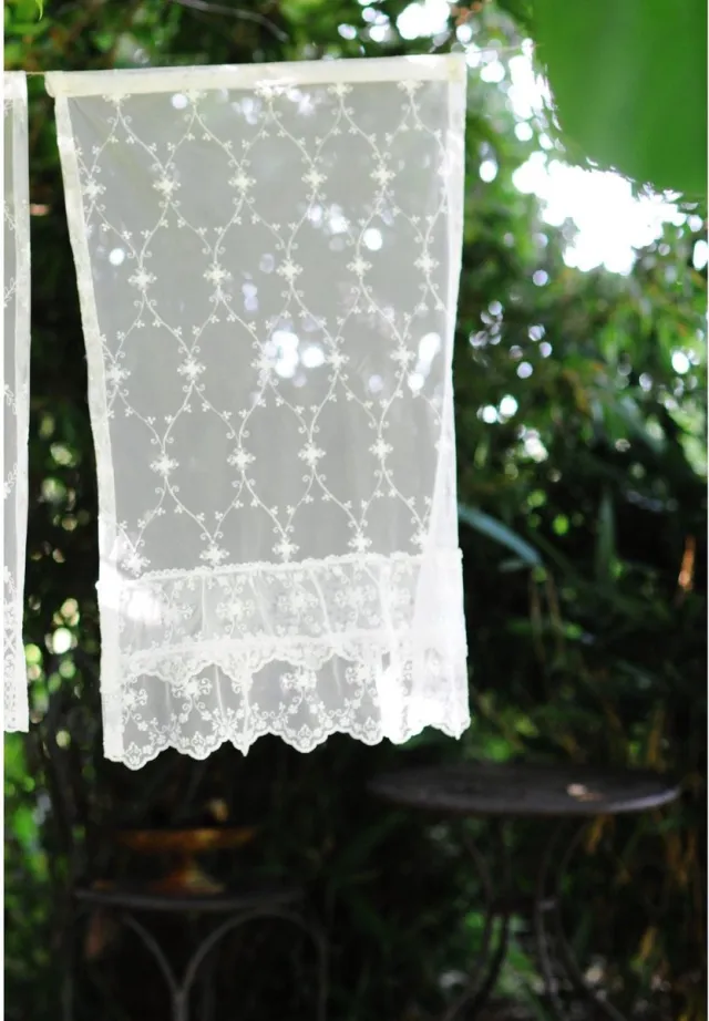 Pimlico Korte Gordijn | Estelle - Geborduurd Kant - Dubbele Ruches & Tunnelafwerking - Off-White - 50x75 cm - Pimlico Gebroken Wit
