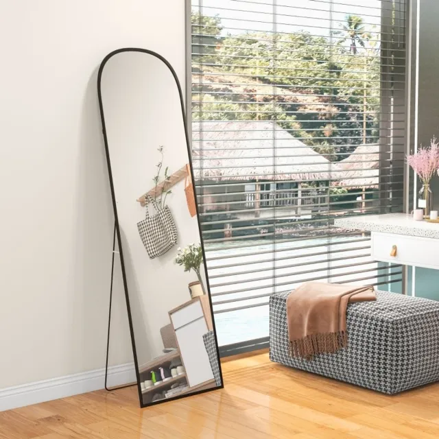 STILVORA Spiegel Gewelfd Staand 170 x 50 cm Aluminium Frame Zwart Met Breukbestendig Glas Voor Slaapkamer, Woonkamer En Hal