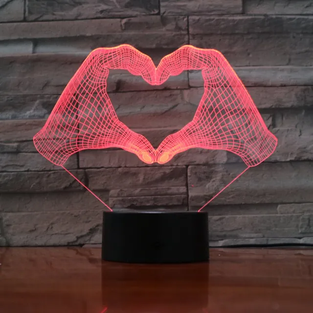 MC Living 3D Led Lamp Met Gravering - RGB 7 Kleuren - Handen Liefde