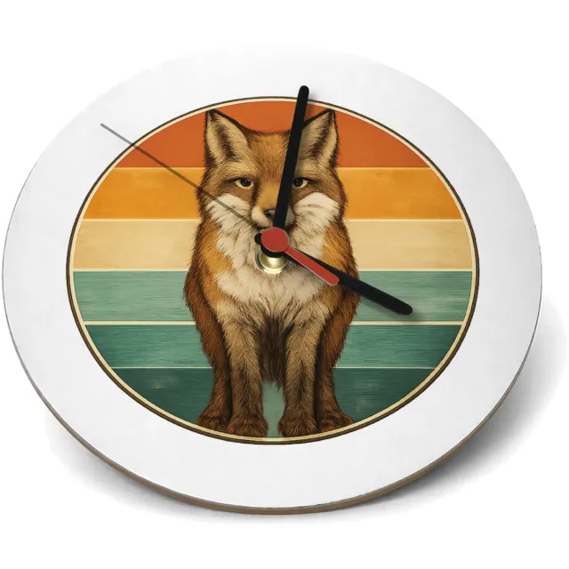 Mr Cadeautjes Klok rond Ø 19 - design Een frontale bergkat in een ronde badge met horizontale kleu | cadeau Wit