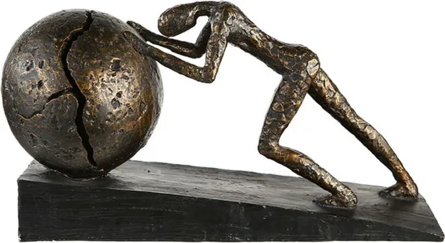 Gilde Beeld man duwt een bal op heuvel - Uphill figuur - Brons - decoratief beeld heavy ball - Polyresin/metalen beeld met structuur - hoogte 21.5 cm