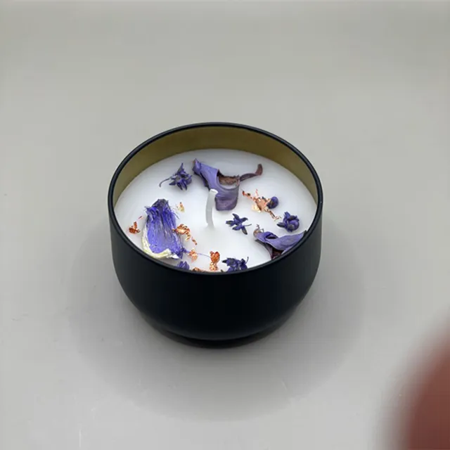 M-HOLY Mystiek Violet - Luxe Geurkaars - Zwart Glas - Handgemaakt - Palmwas - Lavendel Etherische Olie - 8 Uur Brandtijd - 150ml Wit