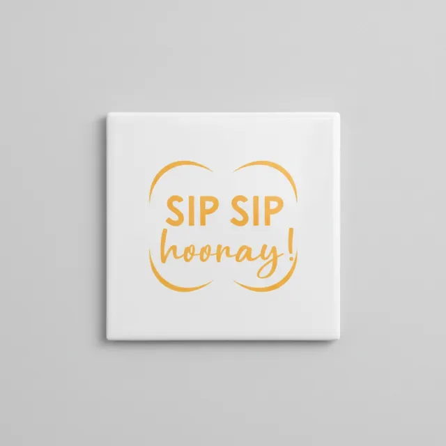Nevolis Sip Sip Hooray Quote Tegel 15x15 cm – Vrolijke Feest Tekst Keramische Decoratieve Tegel voor Keuken & Bar Multi Color