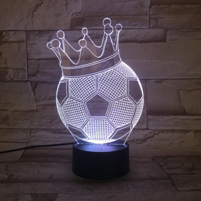 MC Living 3D Led Lamp Met Gravering - RGB 7 Kleuren - Voetbal Met Kroon