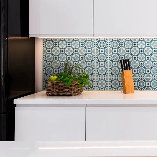 Ambiance Sticker Zelfklevende tegelmuurstickers voor keuken en badkamer - 24 cementtegelstickers (Azulejos Tialo) - 24 stickers, 10x10cm Multi color