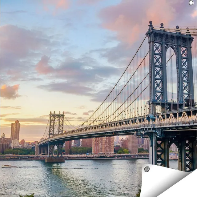 Gards Tuinposter Manhattan Bridge Brug in New York - 70x70 cm - Tuindoek - Tuindecoratie - Wanddecoratie buiten - Tuinschilderij Multikleur