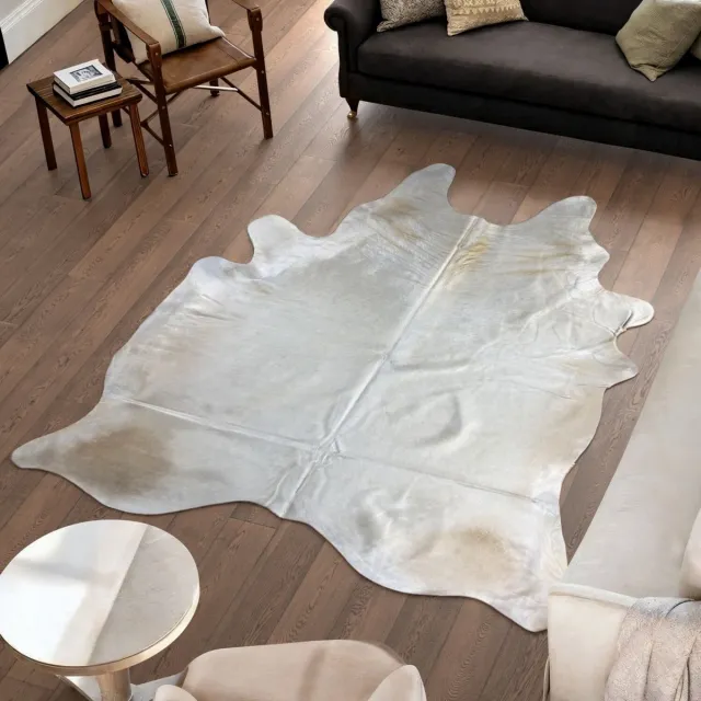 Koeienhuidvloerkleed.nl Koeienhuid Vloerkleed - Koeienkleed / Koeienvel / Dierenvel / Dierenhuid Tapijt wit