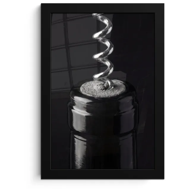 FrameYourWall Poster in lijst - Fotolijst 20x30 cm - Posters - Kurkentrekker - Wijn - Zwart - Wit - Posterlijst zwart - Decoratie - Wanddecoratie woonkamer - Muurdecoratie slaapkamer