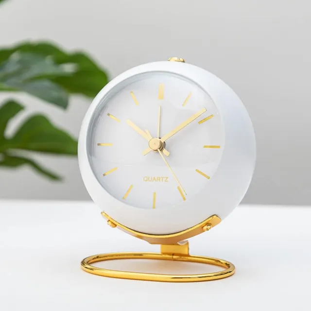 oneay Handwekker met nachtlampje – compacte, stille, retro wekker, eenvoudige wekker voor studenten, decoratie voor op het nachtkastje (werkt op 1 AA-batterij, batterijen niet inbegrepen). Wit