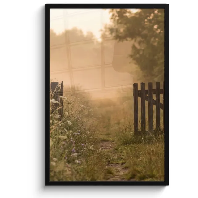 FrameYourWall Poster in lijst - Fotolijst 60x90 cm - Posters - Hek - Natuur - Mist - Veld - Posterlijst zwart - Decoratie - Wanddecoratie woonkamer - Muurdecoratie slaapkamer
