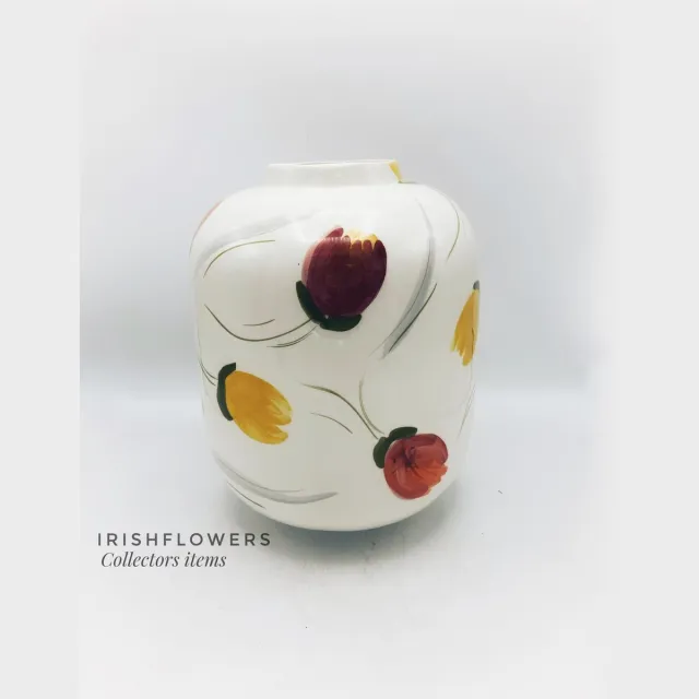 Villa Pottery Vaas - Tulpenvaas - Moederdag - Moederdagcadeautje - Voorjaar- Voorjaarsvaas - Nationale Tulpendag - Bloemenvaas - Keramiek - Woondecoratie - Tulipa 2 Wit