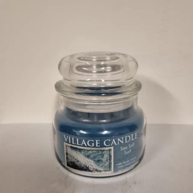 village candle Sea Salt Surf geurkaars 262 gram blauw
