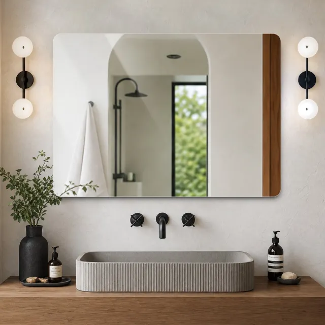 Wishdor Badkamerspiegel - Randloze rechthoek met afgeronde hoeken - Horizontaal of verticaal te monteren - Badkamer slaapkamer - Gehard veiligheidsglas - Zilverkleurig - Spiegeloppervlak 90 x 70 cm