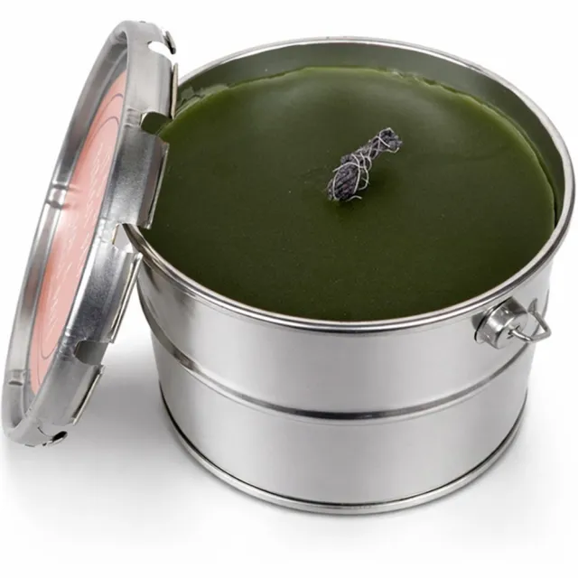 Rustik Lys Buitenblik XL Leaf Green – Buitenkaars in Blik – Ø26 x 22 cm – 135 Branduren – Draagbaar Kampvuur – Voor Buiten