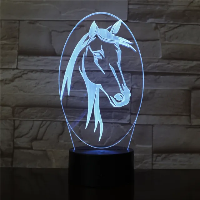 MC Living 3D Led Lamp Met Gravering - RGB 7 Kleuren - Paard