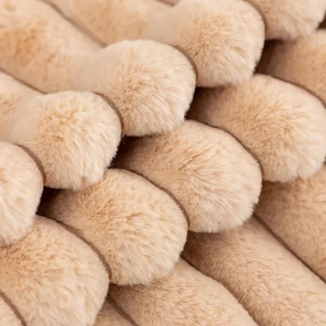 Maisentiel Sierkussenhoezen 45 x 45 cm – Pluche met verborgen rits en kwastjes – Theegeel
