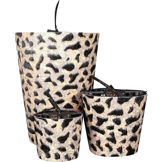 VICTORIA WITH LOVE BY PHILLINE.BE Victoria with Love kaars - Limited Black - XL - Geurkaars Zwart