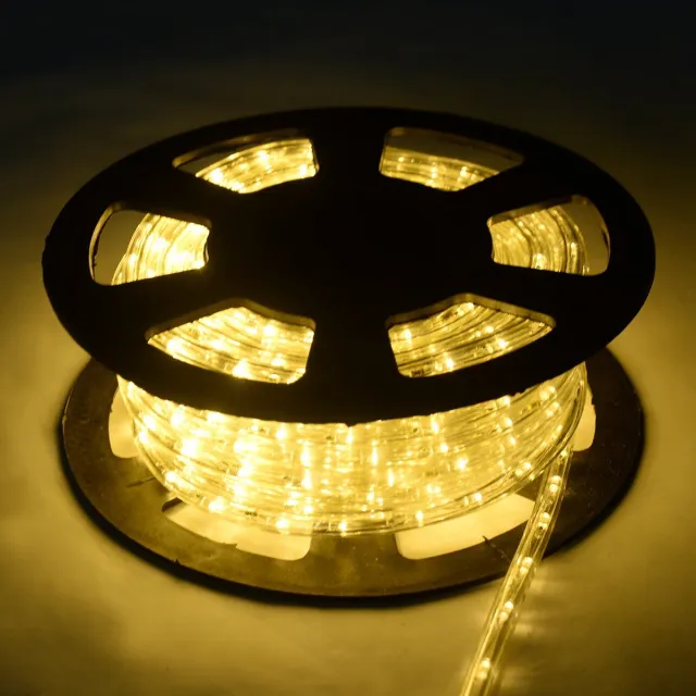 Costway 10M LED-Lichtslang Feeënverlichting voor Buiten en Binnen met 360 LED's Kerstverlichting Kerstdecoratie Warm Wit