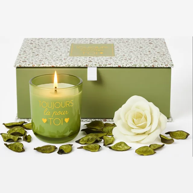 WDMT Luxe Geurkaars Cadeaubox – “Toujours là pour toi” – Inclusief groene kleurige Geurkaars & Decoratieve Roos met Natuurlijke Luchtverfrisser – Romantisch Geschenk voor Verjaardag, Moederdag of Jubileum – Groen
