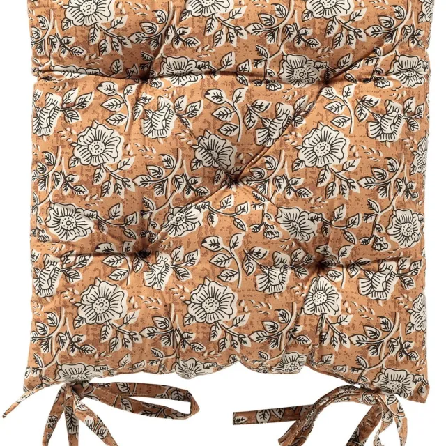 Dutch Decor JULITA - stoelkussen 40x40 cm - bloemenmotief - met striklinten - Dusty Coral - roze - Zitkussen Oudroze