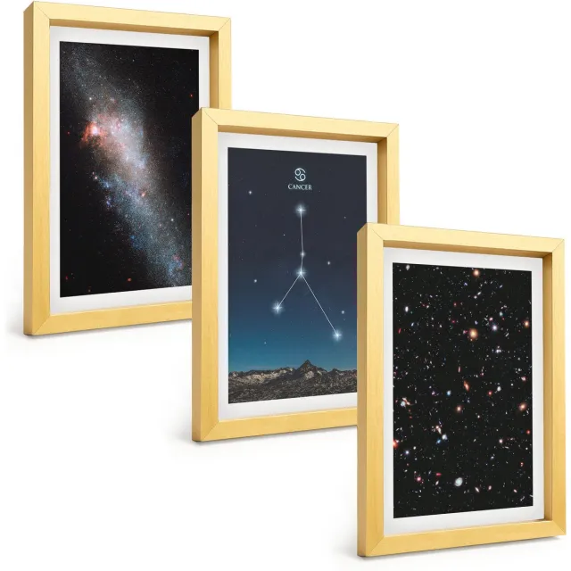 TULUP 4-Delige Schilderij Set - De ruimte met het sterrenbeeld Kreeft, de Melkweg en de sterren. - 20 x 30 cm - Decoratieve Muurdecoratie - Slaapkamer - Interieur Decoratie Gouden lijst