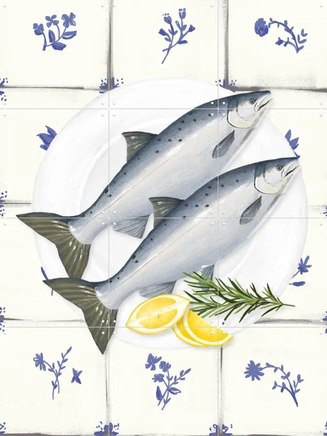 IXXI The Fish Dish, Marja van den Hurk - 60 x 80 cm - Grote wanddecoratie en posters - Tekeningen, Eetkamer, Keuken, Vissen, Zeevruchten, Keukengerei Blauw