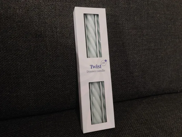 Kapimex Twistkaarsen - Set van 3 | Lichtblauwe Twistkaarsen - Grote Dinerkaarsen Blauw | Brandtijd: 6 uur - Twist Dinerkaarsen - Gedraaide Kaarsen