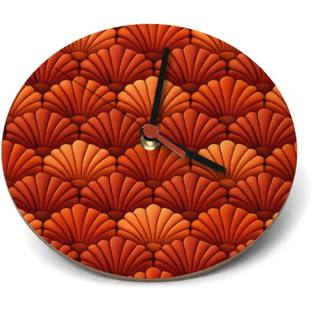 Mr Cadeautjes Klok rond Ø 19 - design Herhaalpatroon van gestileerde stervormige schelpen in zacht | cadeau Wit