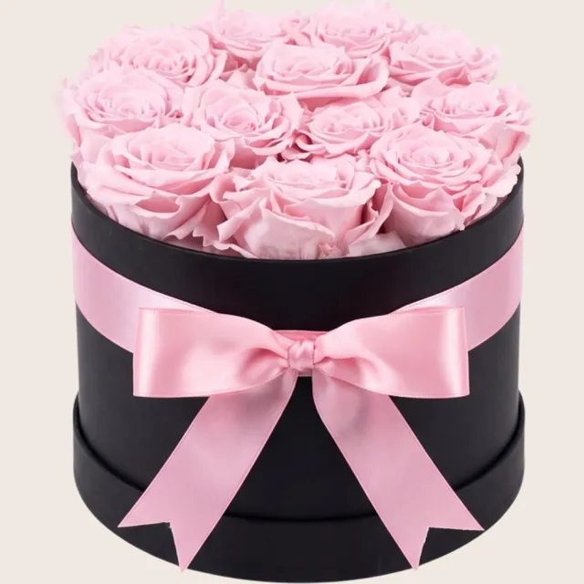 RoseAmor Rozenbox met 12 Longlife Rozen – Echte Houdbare Rozen in Zwarte Cadeaubox met Lint – Lichtroze