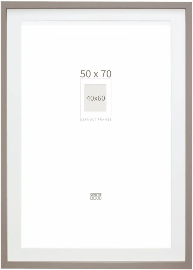 Deknudt Frames Fotolijst - taupe met passe-partout - 40x60 / 50x70 cm