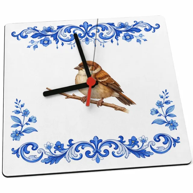 Mr Cadeautjes Klok 19 x 19 - design Een sierlijke vlinder centraal op een zachte botanische rand | cadeau Wit