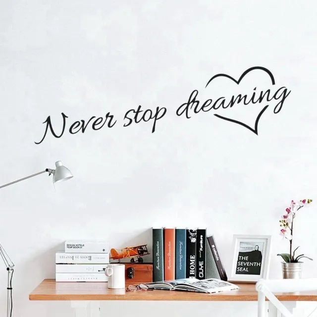 Live Deals Muurstickers Tekst Never Stop Dreaming 58x15 cm - Wanddecoratie Woonkamer en Slaapkamer - Zelfklevende Wandsticker Zwart - Live Deals