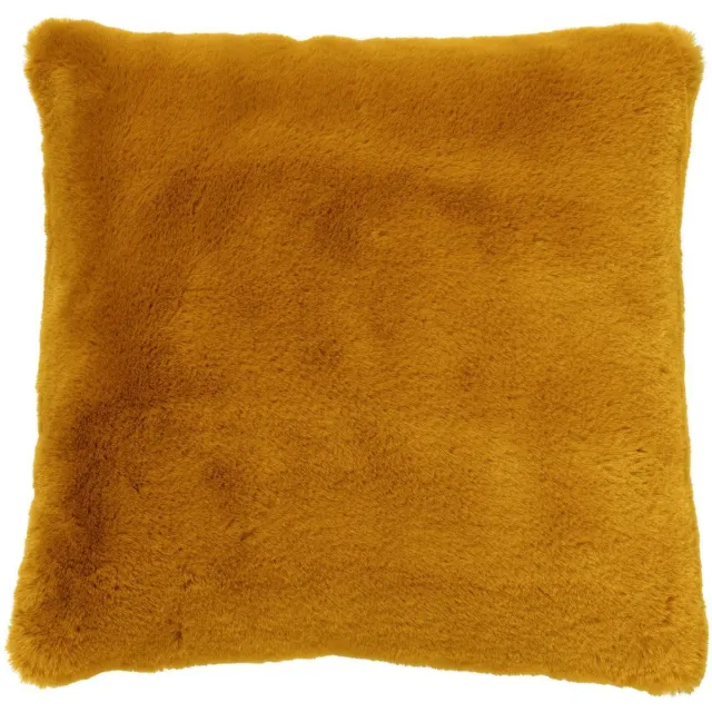 Dutch Decor ZAYA - sierkussen 45x45 cm - bontlook - effen kleur - Chai Tea - geel - Inclusief binnenkussen - Luxe kussens voor woonkamer & bank Okergeel