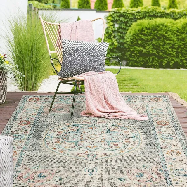 the carpet Palma - Indoor & Outdoor vloerkleed, weerbestendig & onderhoudsvriendelijk, grijs met oosters patroon, 80 x 150 cm