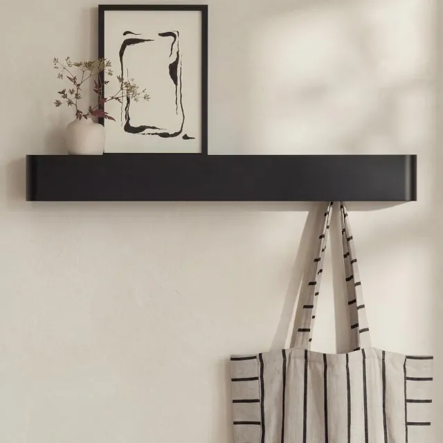 Famanu Wandkapstok met verborgen haken en plank, industrieel design van metaal voor de hal, zwart