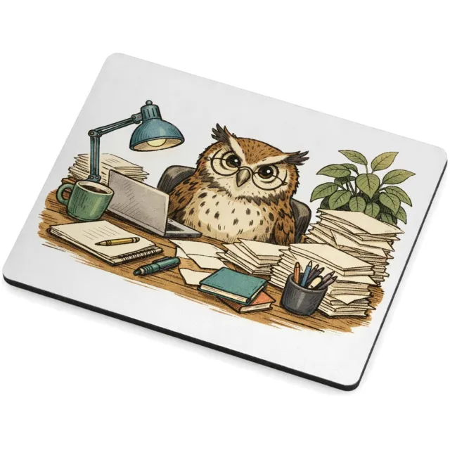 Mr Cadeautjes MDF magnetische fotolijst 9 x 7 - design Een bosuil die op een chaotisch bureau een stapel dossiers o | cadeau Wit