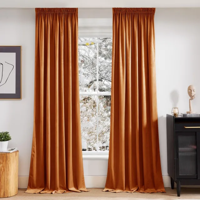 Famanu Fluwelen thermisolatie gordijnen set van 2 stuks, 240 cm hoog en 132 cm breed, ideaal voor het verduisteren van kamers en het creëren van een warme sfeer wit