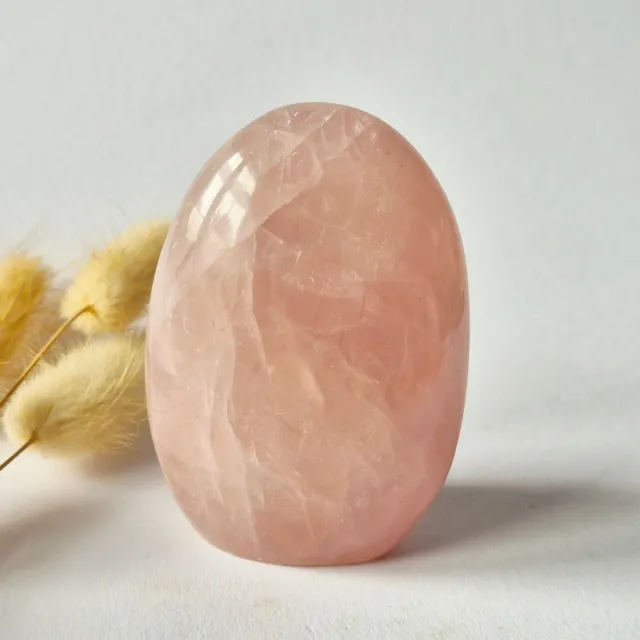 Moonlight Gemstones Premium Madagaskar Rozenkwarts Freeform – Gepolijste Edelsteen Meerkleurig