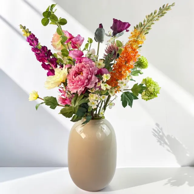 Bloemboetiek Flower Fiesta – Kunstbloemen – Bloemen – Zijden bloemen boeket – Luxe kunstbloemen plukboeket – Roze, Oranje, cremè, wit en groen – 65 cm – 10 stelen – Vaas niet inbegrepen Roze, Oranje, cremè/ wit en groen